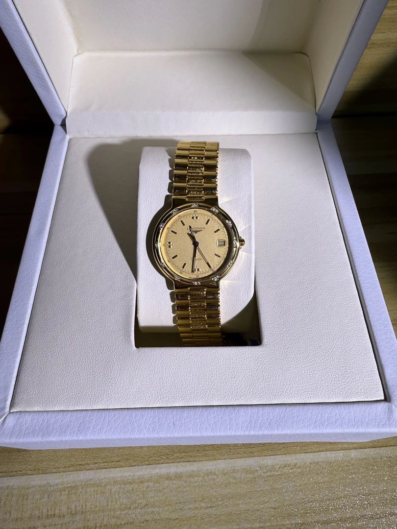 95新 Longines/浪琴 石英腕表/xh492148/后镶钻/0457/yy/大盘