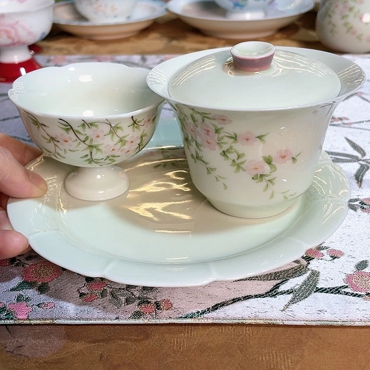 【闪购商品】辉***蔷薇花盖碗三件套哈哈