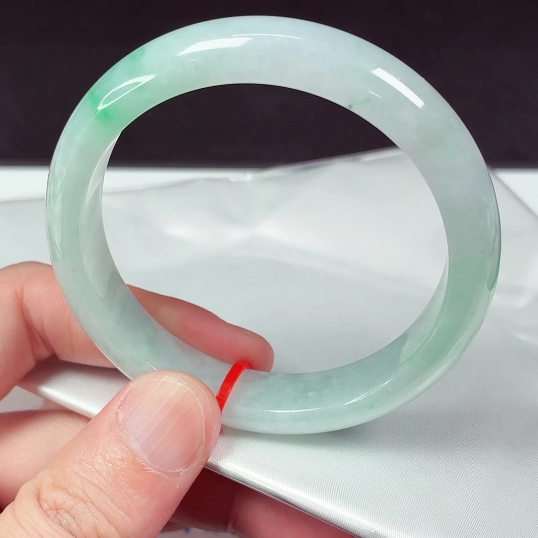 翡翠未镶嵌手镯58.8圈