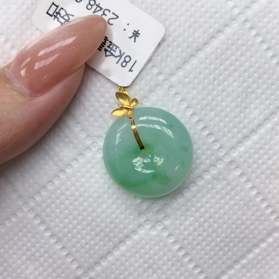 颈饰18K金镶嵌翡翠