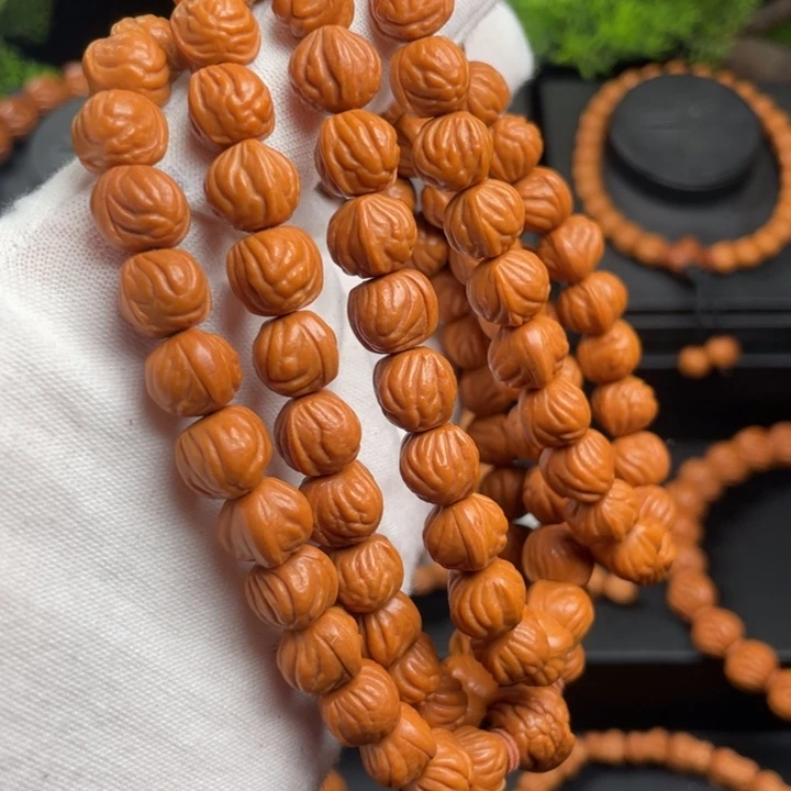 小***蟹木质类精品桃核脖挂