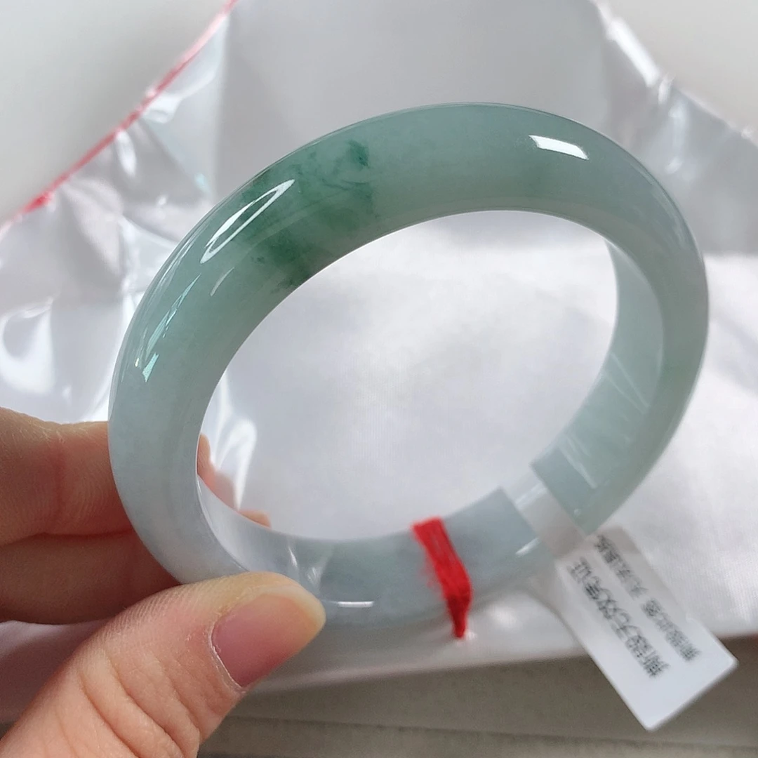 翡翠手镯未镶嵌①⑥⑦