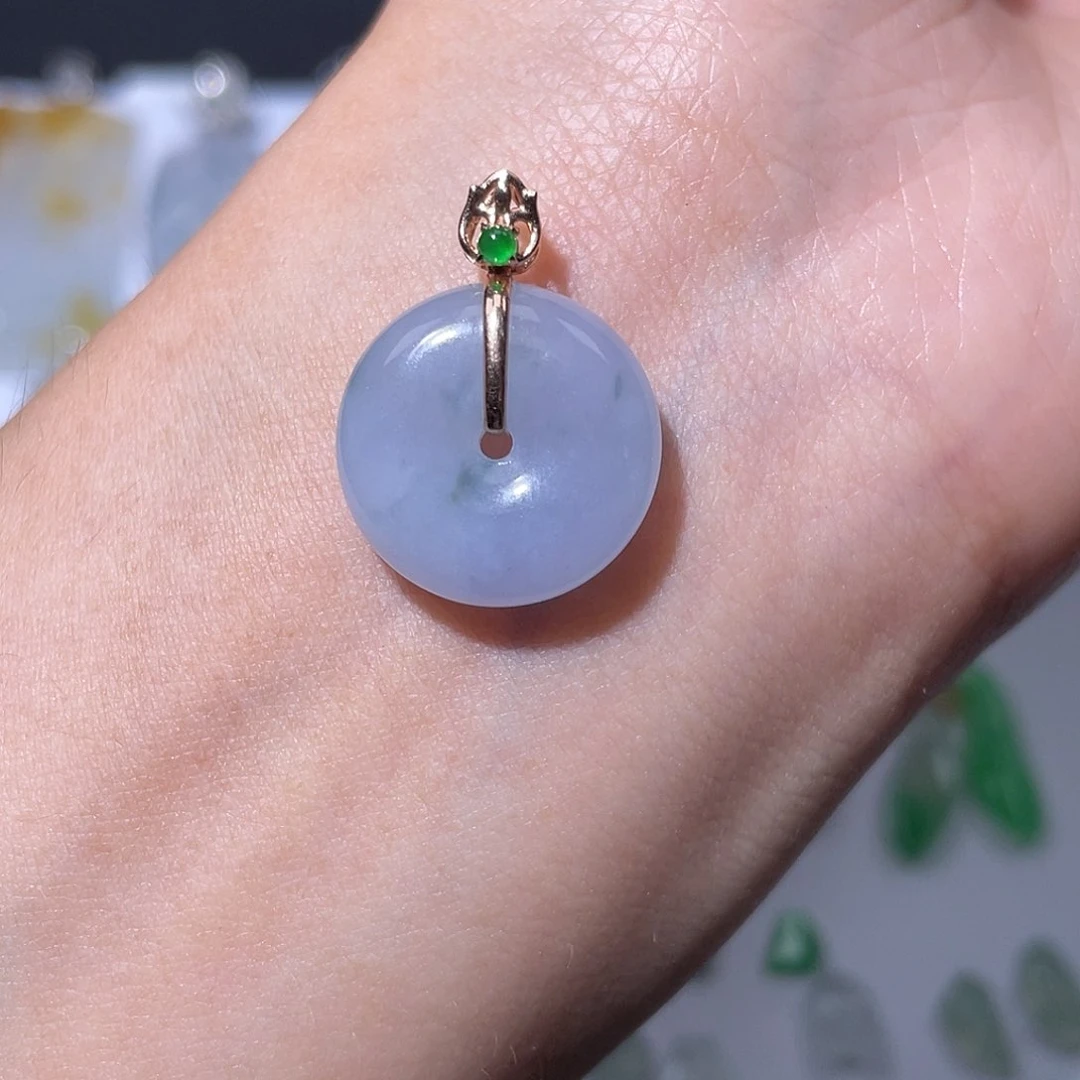 翡翠18K金镶嵌颈饰888888888