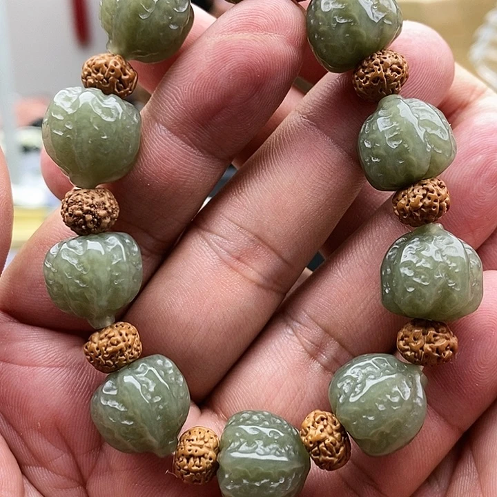【闪购商品】未镶嵌手链和田玉核桃浅