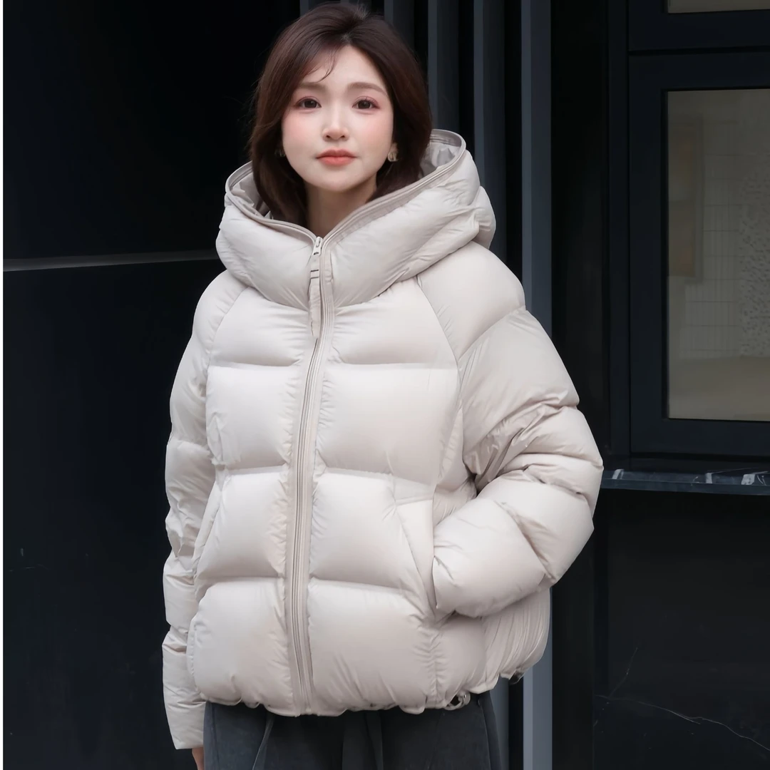 新国标90白鸭绒女装冬季保暖时尚加厚短款蓬松感连帽面包羽绒服