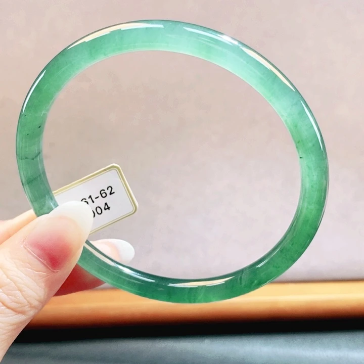 翡翠未镶嵌手镯翡翠手镯14