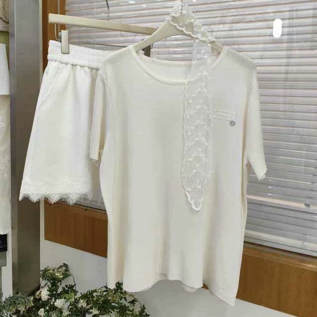 狮子座 显瘦搭配看图拍T恤