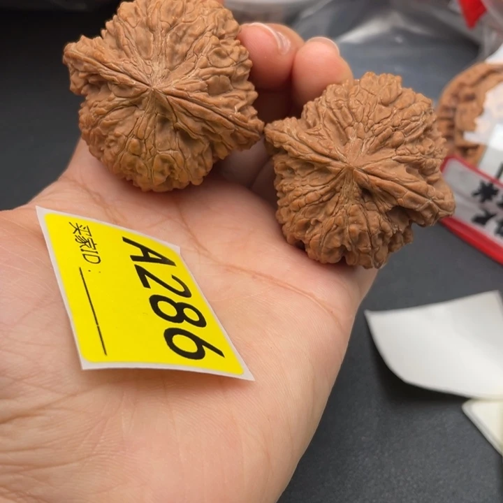 吊坠文玩核桃核桃