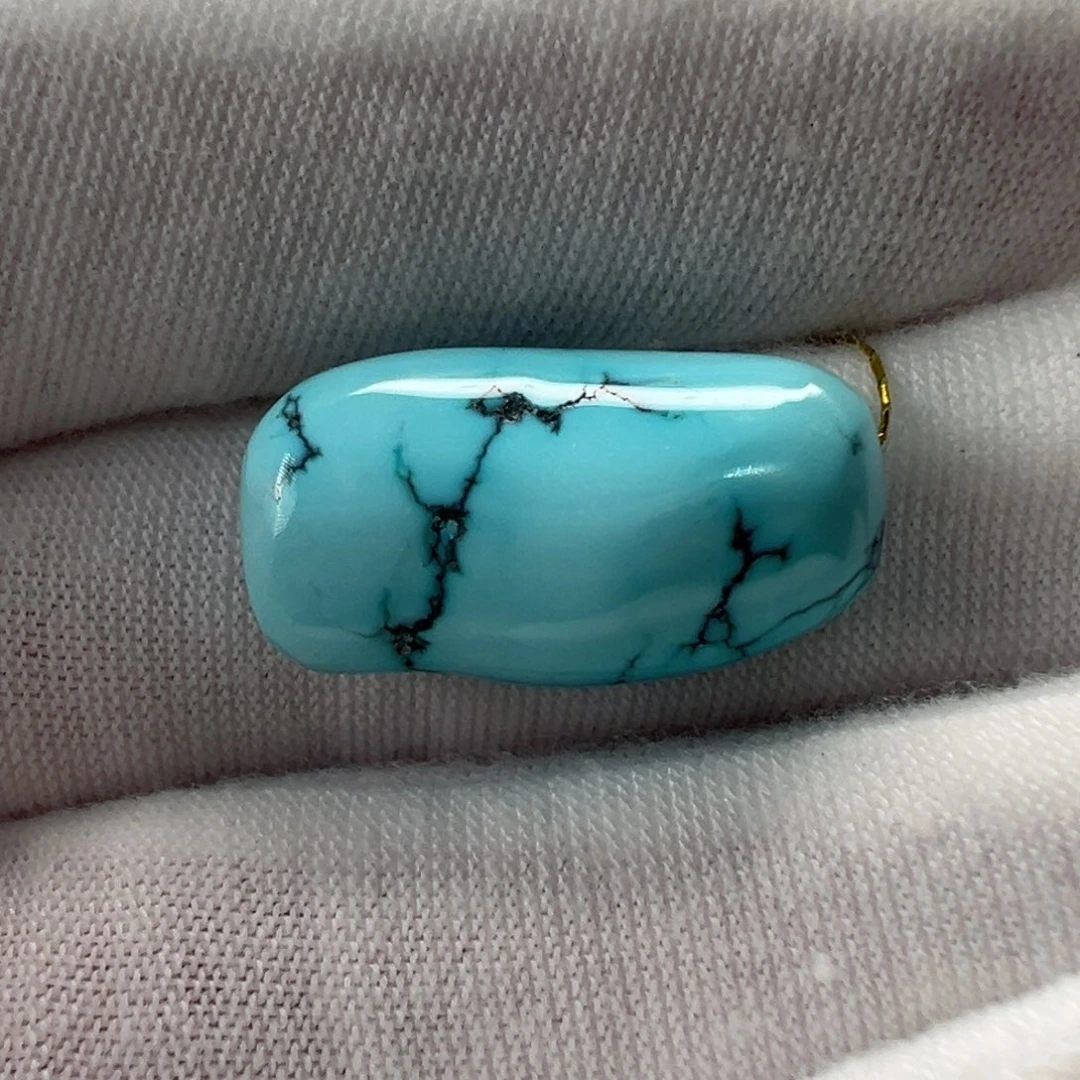 绿松石未镶嵌随形11.5mm