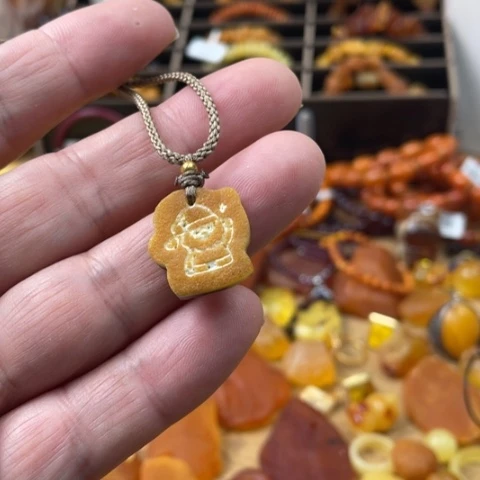 手串琥珀未镶嵌吊坠