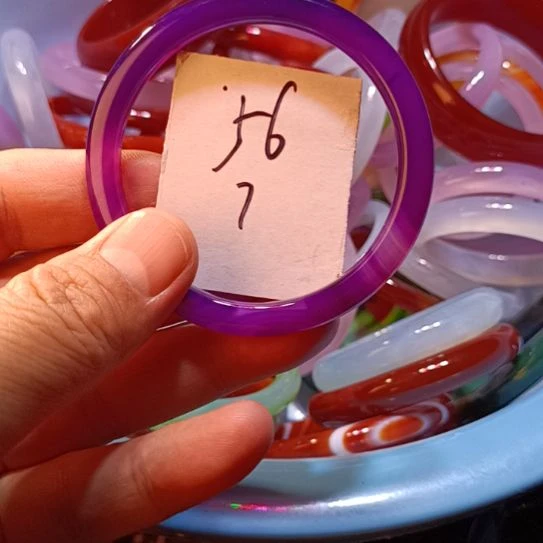 玛瑙/玉髓手镯未镶嵌