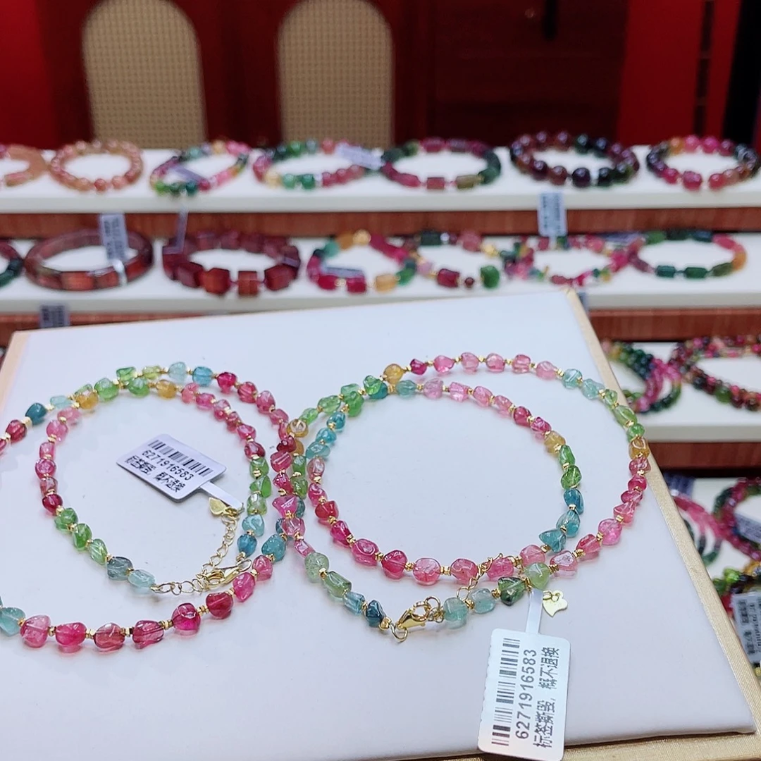 碧玺颈饰未镶嵌多样性发其一