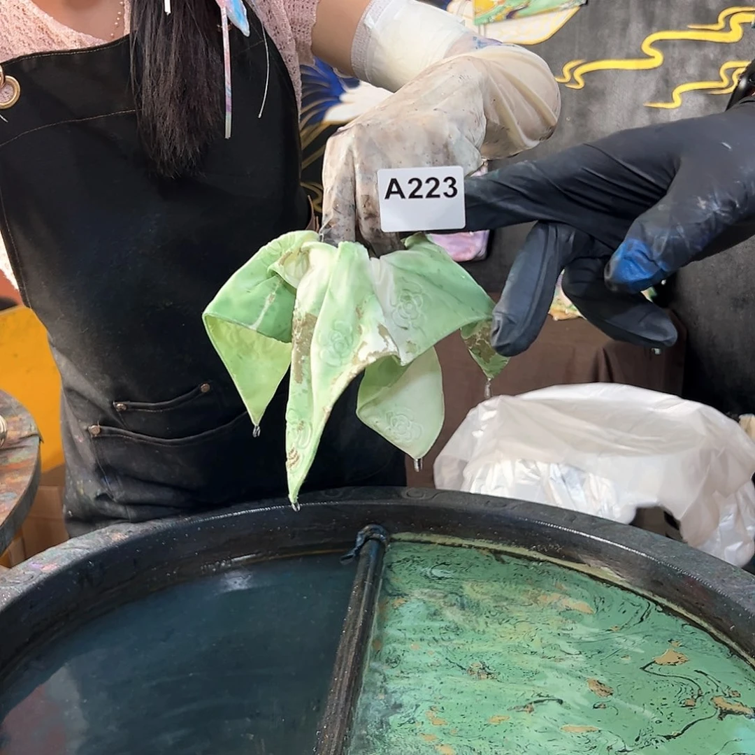 223山茶花绿碎花