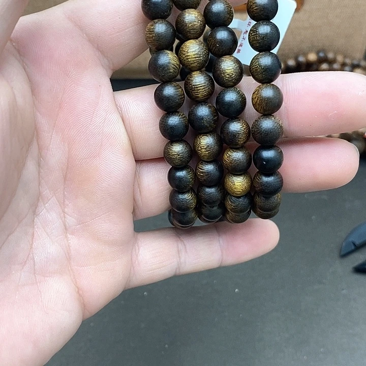 沉香沉香碎屑海南野生莺歌绿43