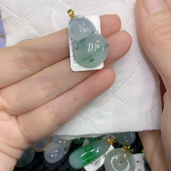 颈饰18K金镶嵌翡翠134567889