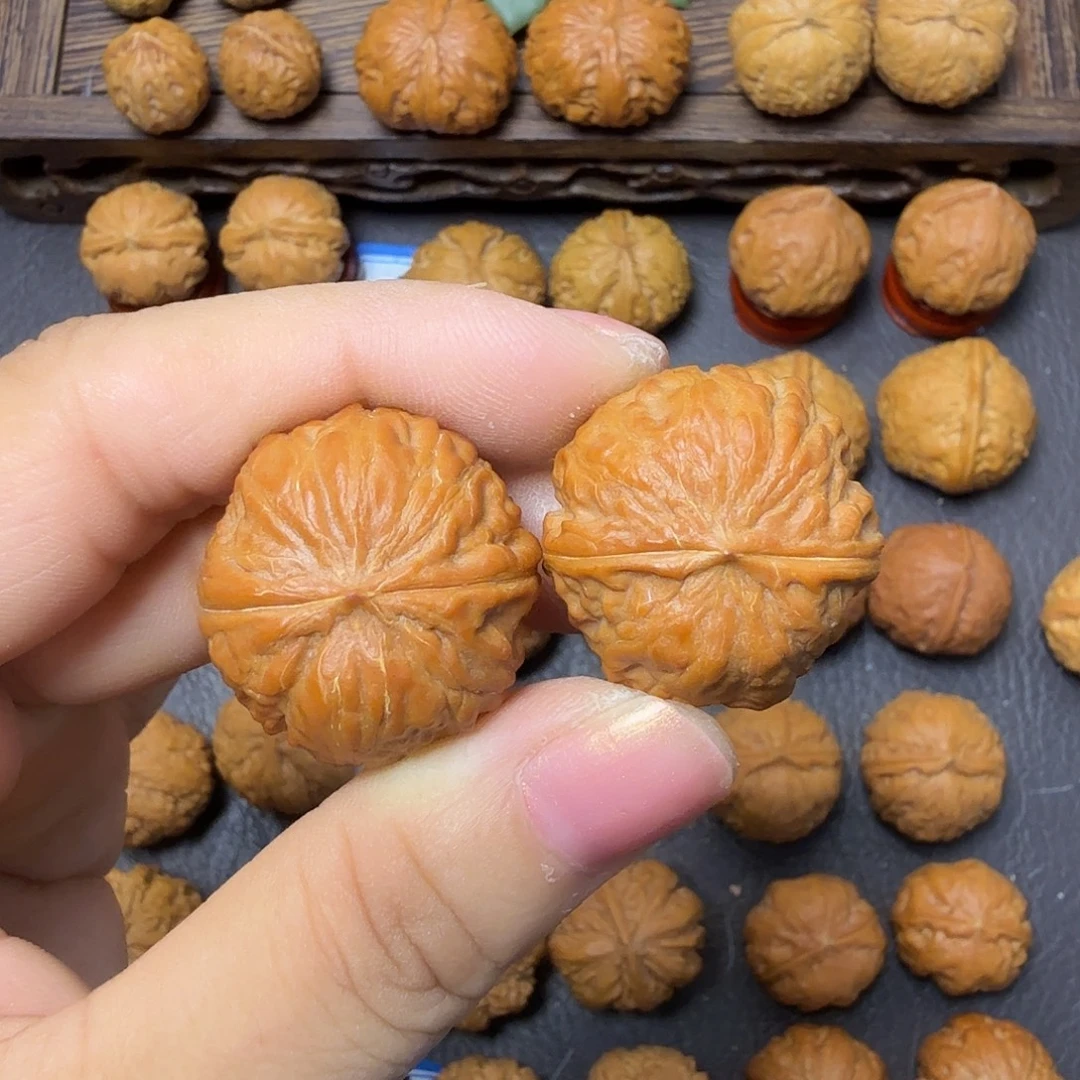 把件文玩核桃27尺矮桩焖尖磨盘006