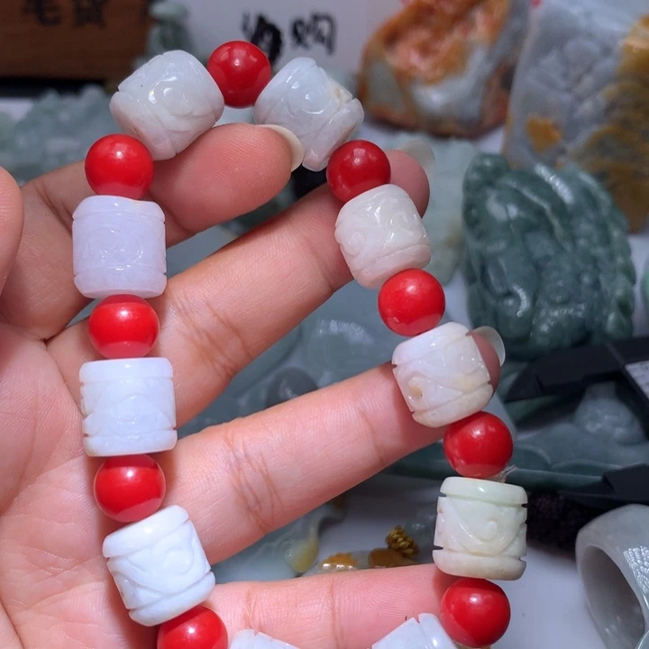 翡翠未镶嵌颈饰保真天然A货翡翠