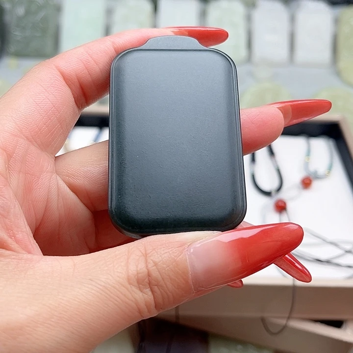 憨***～和田玉未镶嵌颈饰