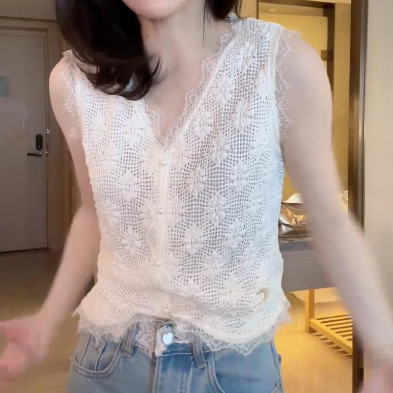 2025春夏季新款设计感蕾丝边V领打底透气亲肤洋气百搭背心女