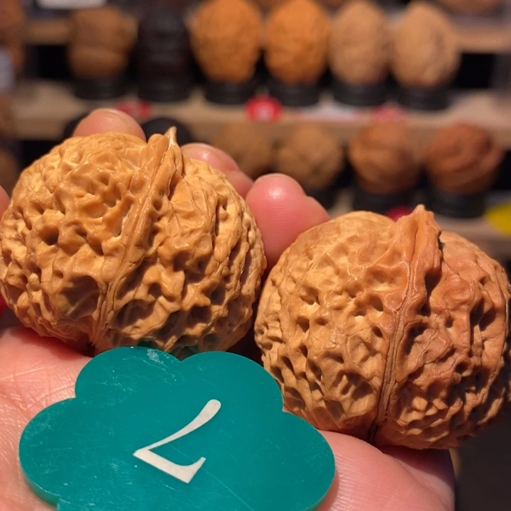 木质类七彩绣球元宝38尺寸