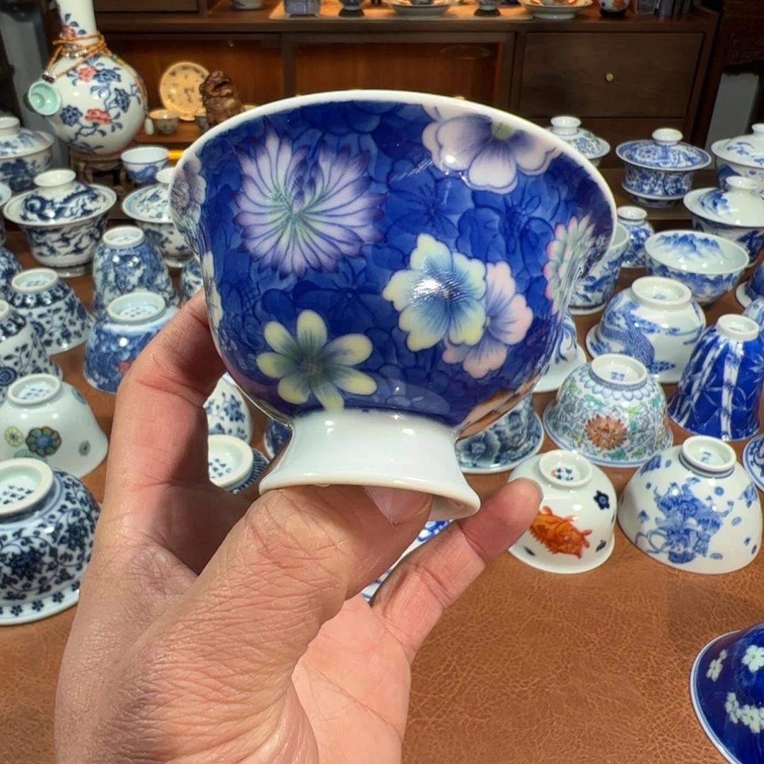 斗彩万花高足杯100c