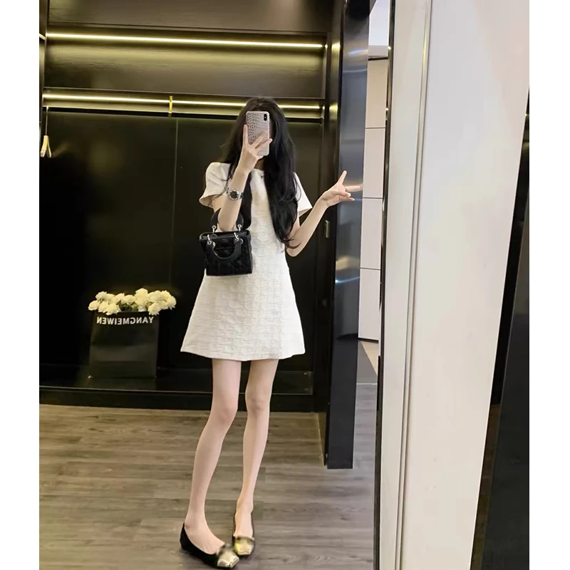 2025春秋新款气质名媛风轻奢别致高级感连衣裙遮肉显瘦减龄裙子平