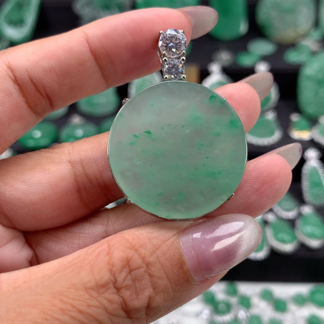 银S925镶嵌吊坠石英质玉（非洲翠）
