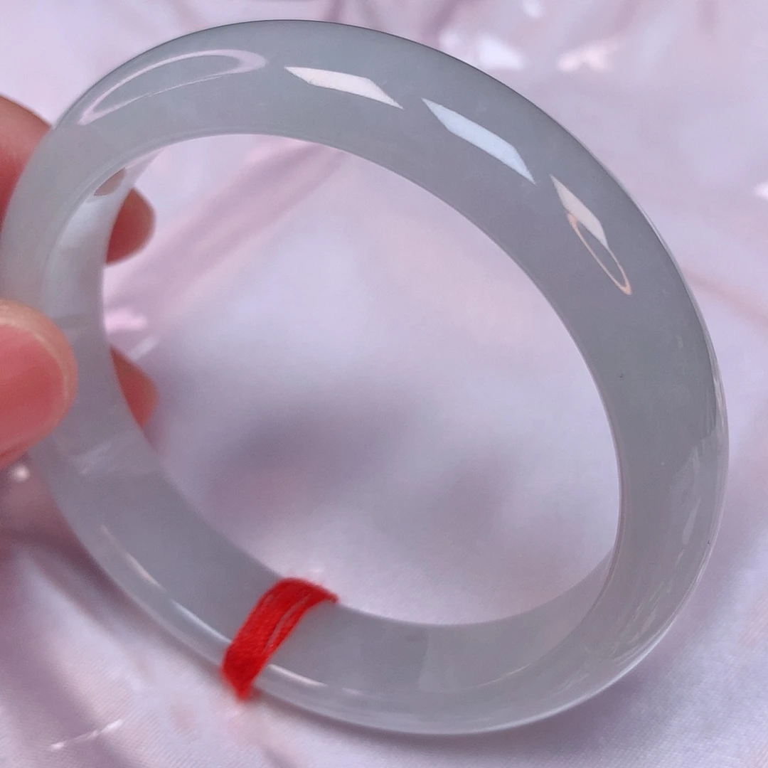 翡翠手镯未镶嵌52+ 翡翠手镯