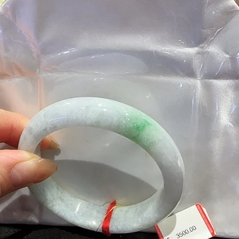 翡翠未镶嵌手镯天然翡翠