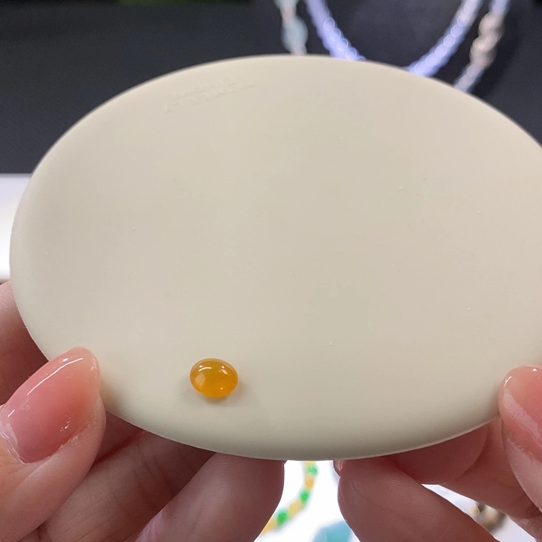 翡翠把件未镶嵌蛋面