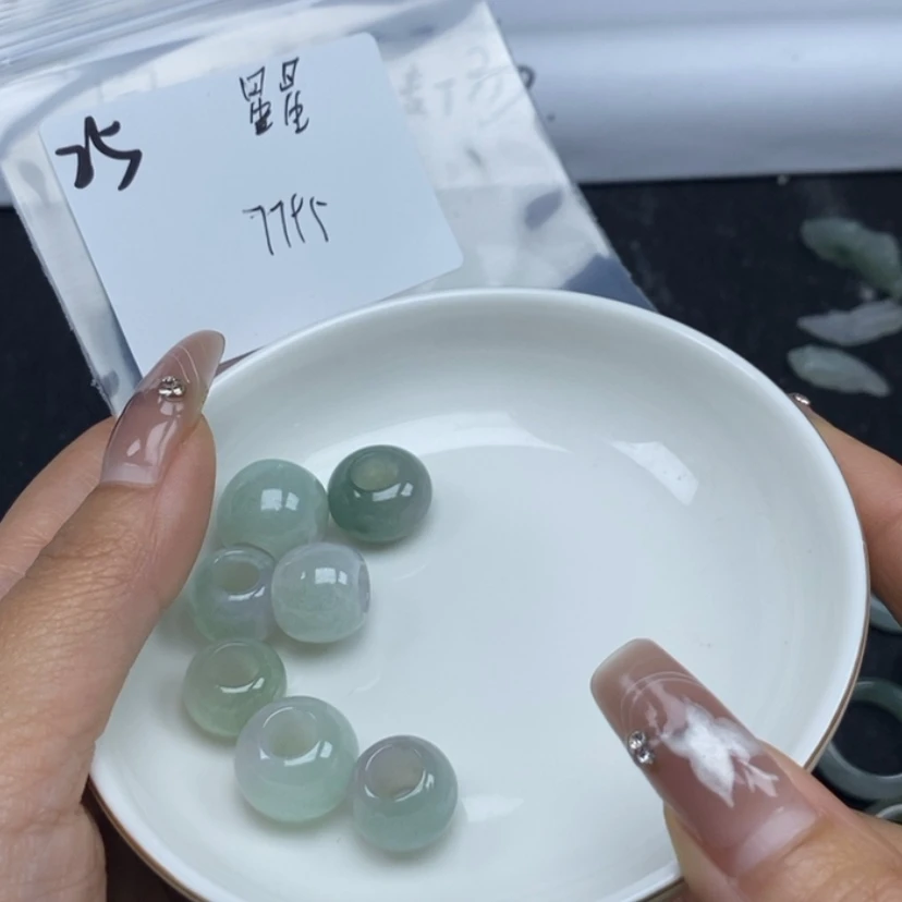 【闪购商品】翡翠颈饰未镶嵌星*