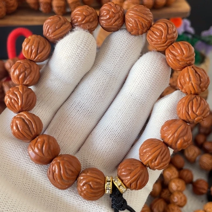 桃木5号链接桃核手串一个