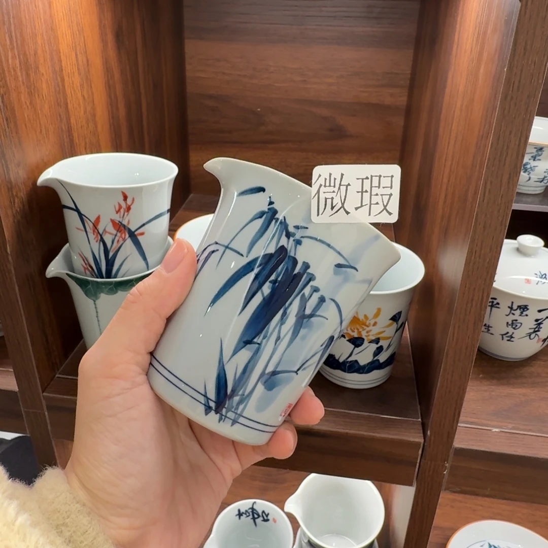 釉下手绘茶具微瑕