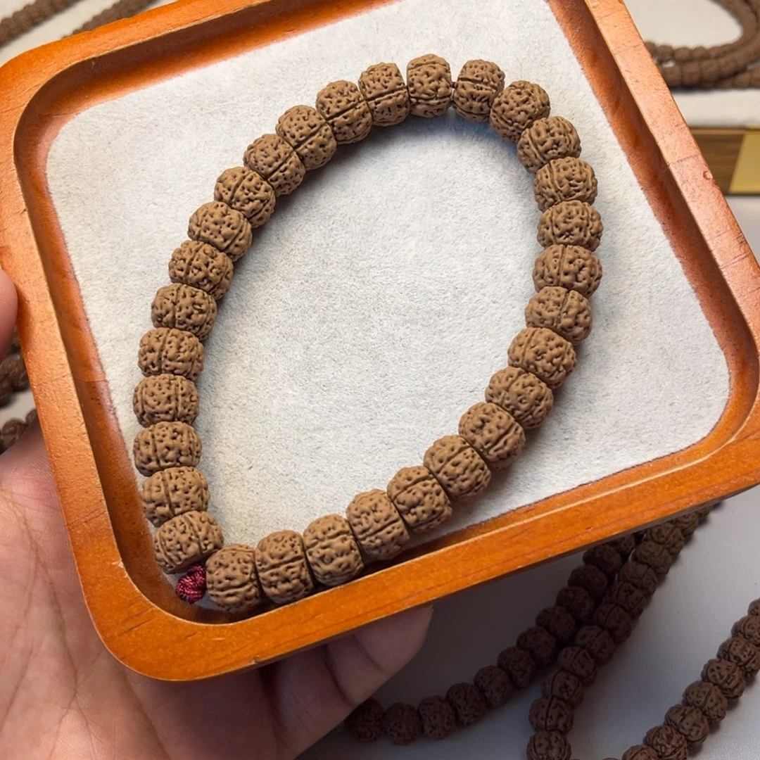 金刚菩提吊坠盘龙