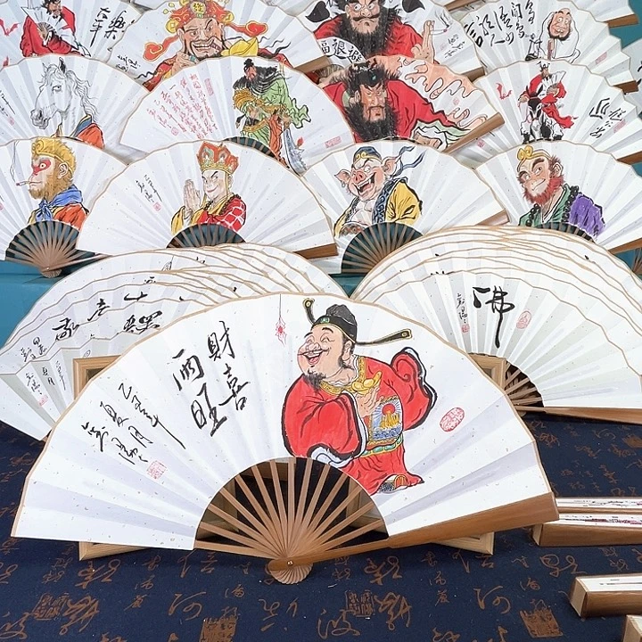 国画手绘折扇一把