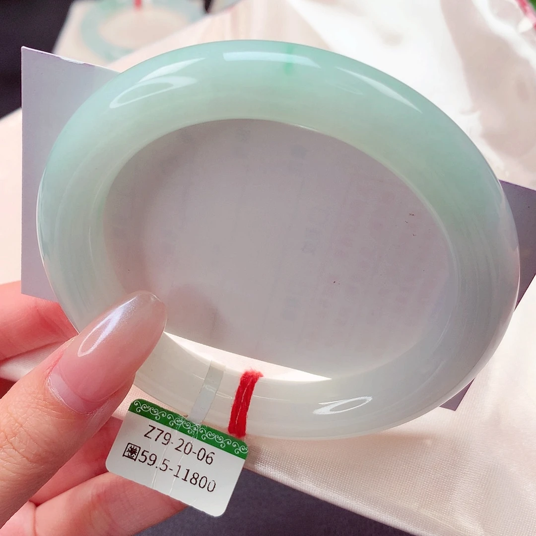 翡翠未镶嵌手镯缅甸天然a货翡翠手镯