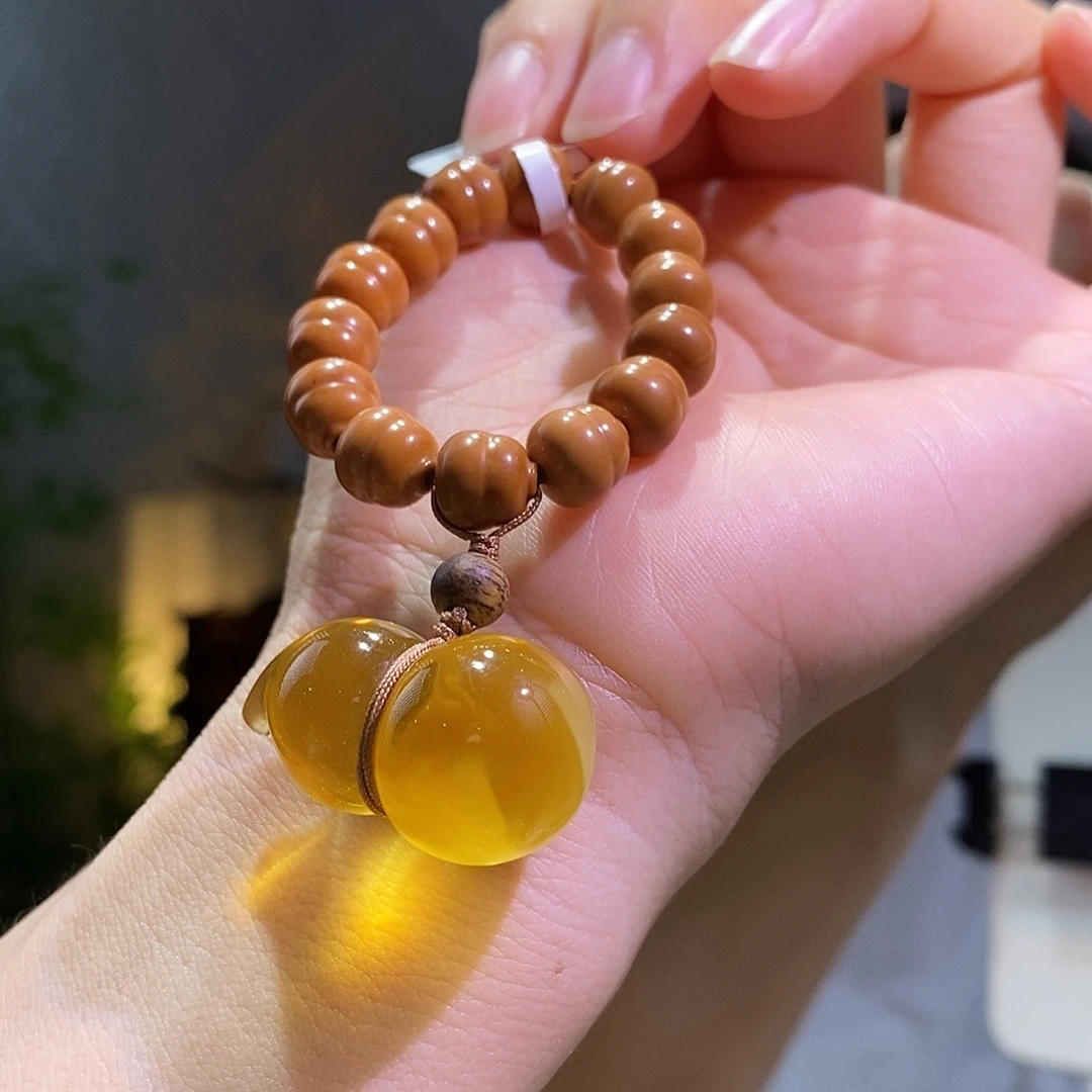 蜜蜡未镶嵌裸石琥珀