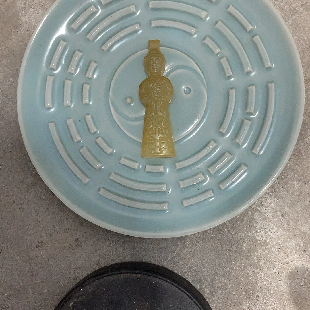其他现代陶瓷工艺品