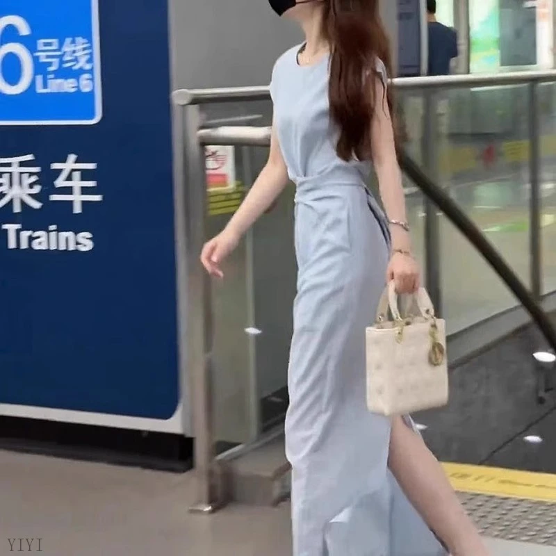 特别漂亮蓝色掐腰连衣裙夏女2025新款法式轻熟巨好看的裙子高级感
