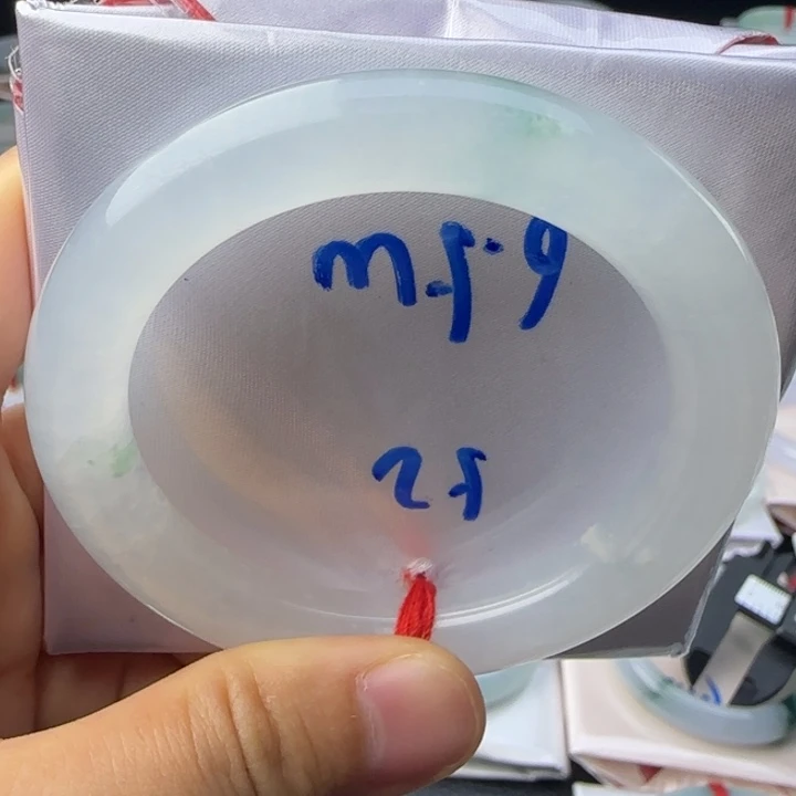 未镶嵌手镯翡翠翡翠手镯
