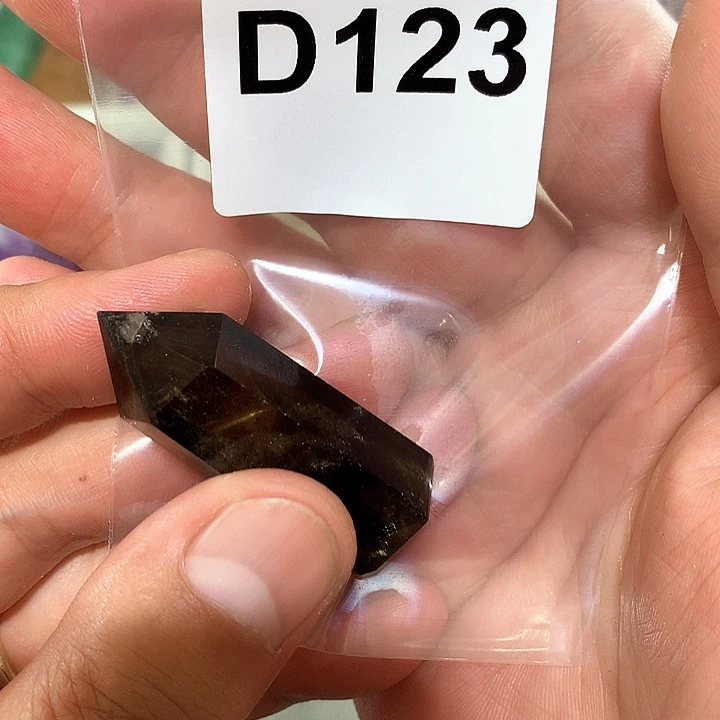 水晶天然水晶柱子D123未镶嵌太***地