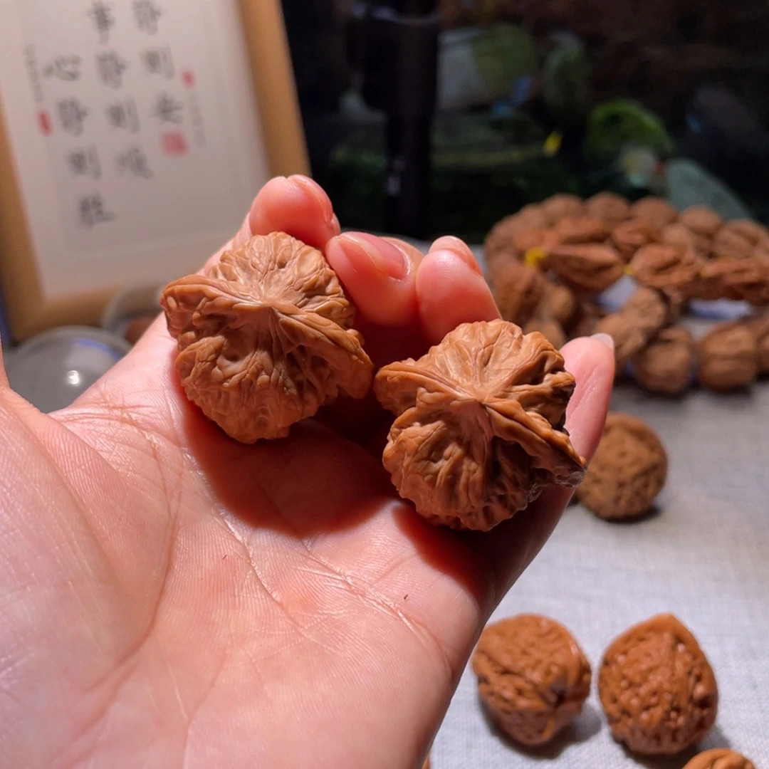 桃核把件小*咚全品白蛇骨