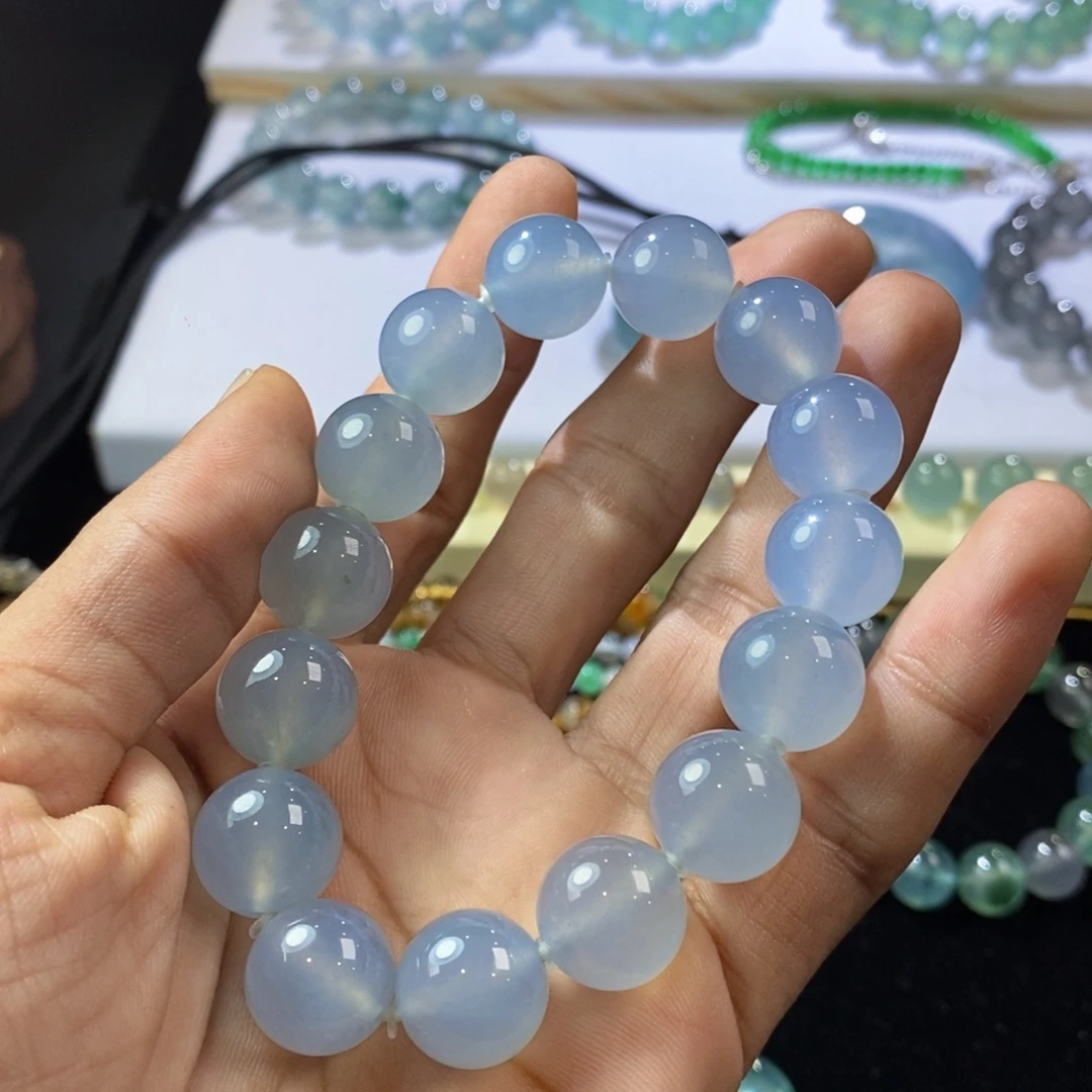 不***风定制翡翠未镶嵌翡翠手串