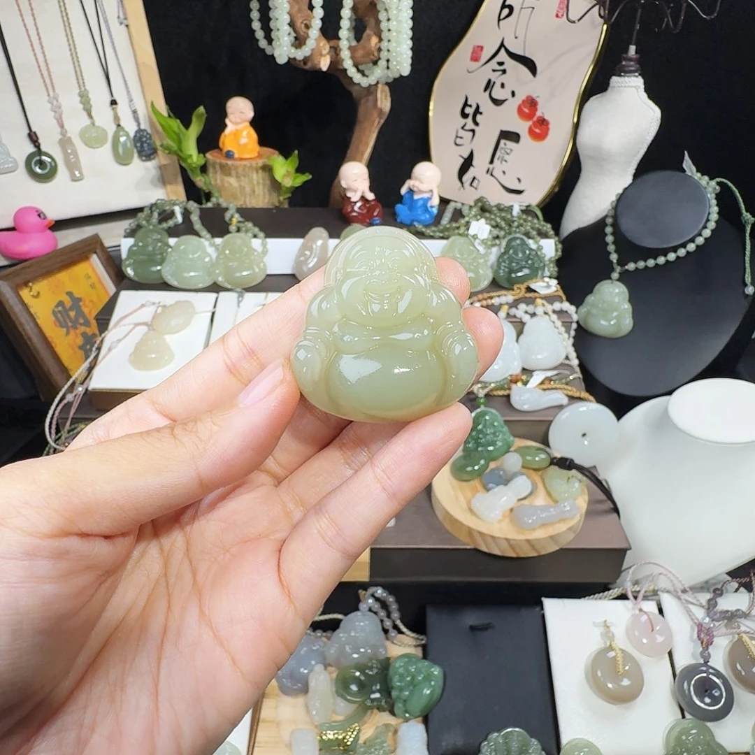 安****颈饰未镶嵌和田玉