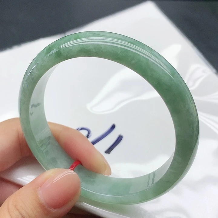 未镶嵌手镯翡翠071