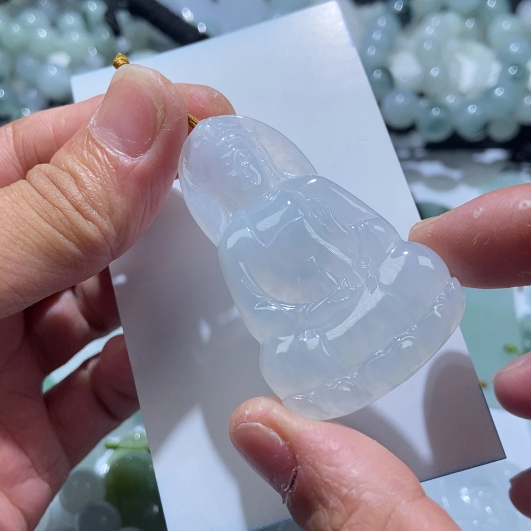 定制翡翠未镶嵌素衣观音