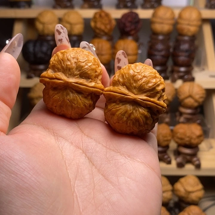 吊坠文玩核桃38牡丹绣球Y31