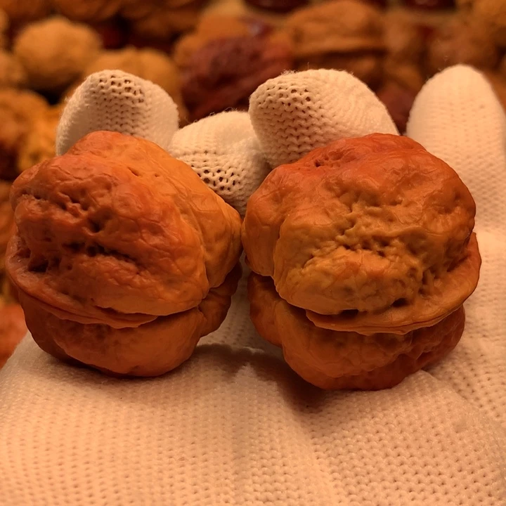 文玩核桃吊坠5………….