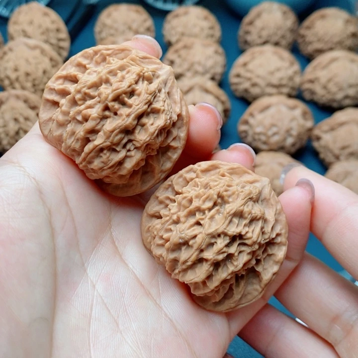 文玩核桃把件盘龙纹41全品