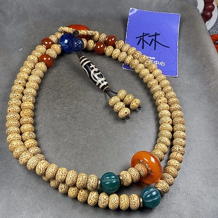 星月菩提吊坠菩提